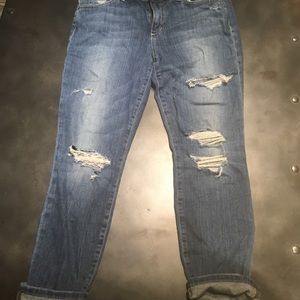 Joe’s jeans boyfriend ripped